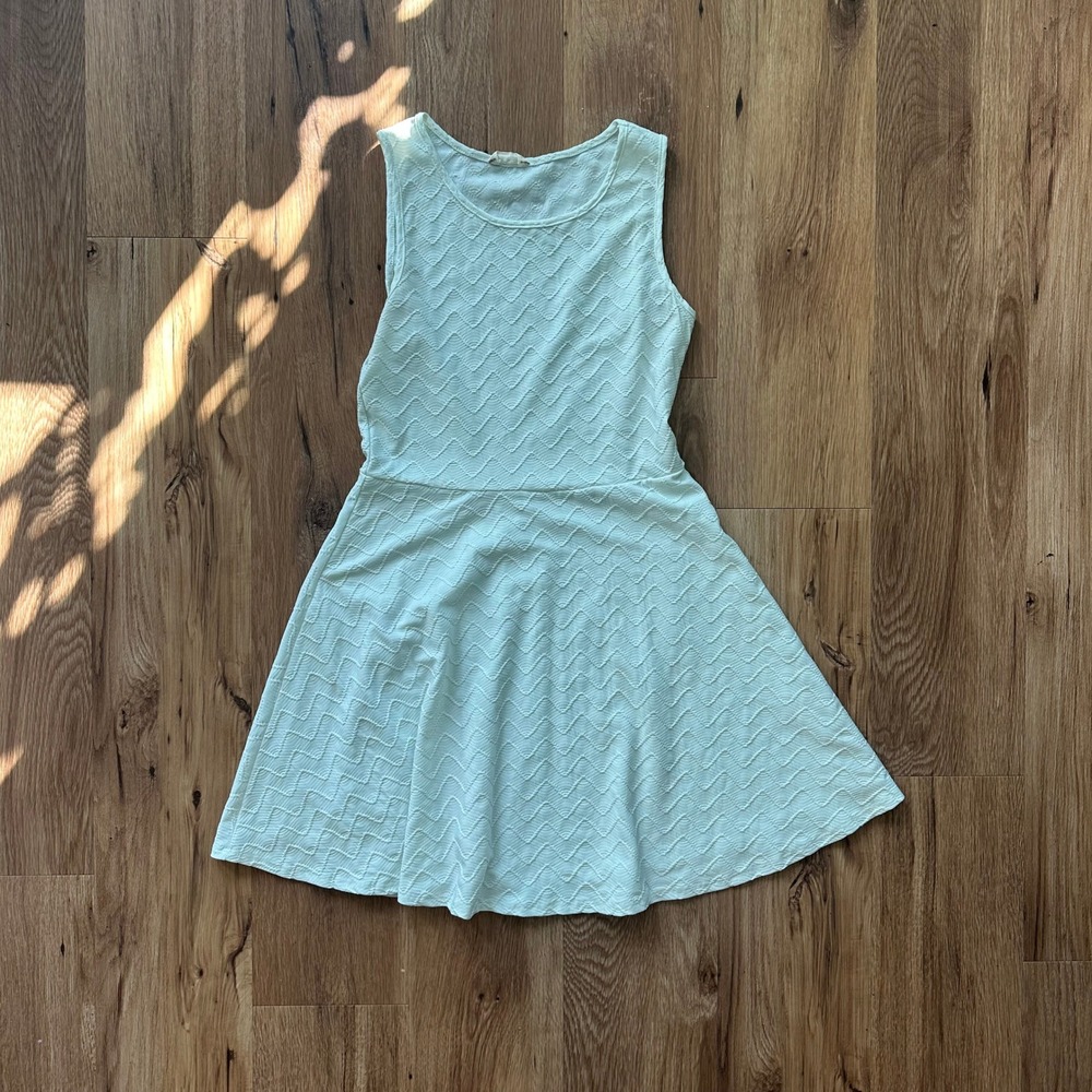 Pixie +‎ Ivy White Chevron Jacquard Skater Dress with liner